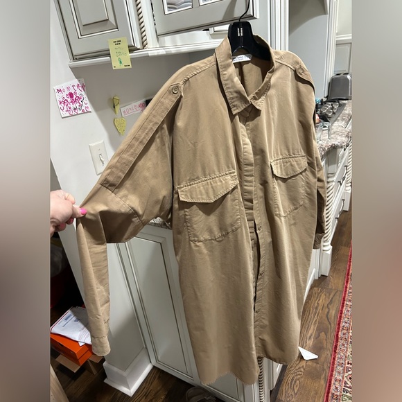 Zara basic button  up over shirt size large euc - Picture 6 of 6